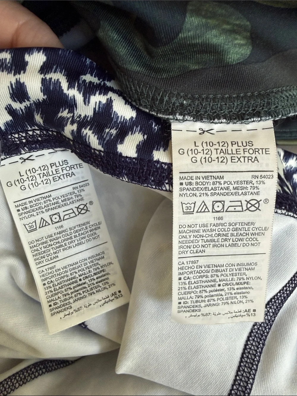 NEW Girls' Old Navy Elevate Leggings - Mid-Rise Go-Dry Bottoms + Bonus Camo Pair